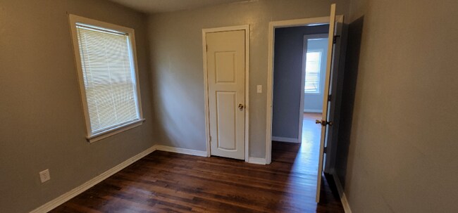 Building Photo - 23 N Haley St