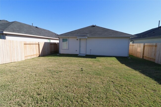 Building Photo - 14320 Leafy Willow Dr