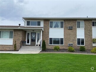 Building Photo - 11 Winston Dr
