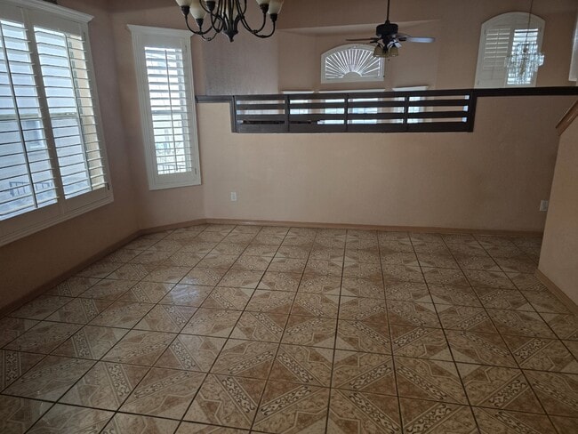 Building Photo - 3213 Tierra Ave Pl