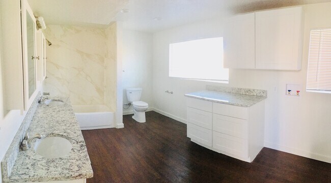 Building Photo - West Valley Four Bedroom Remodeled Split E...