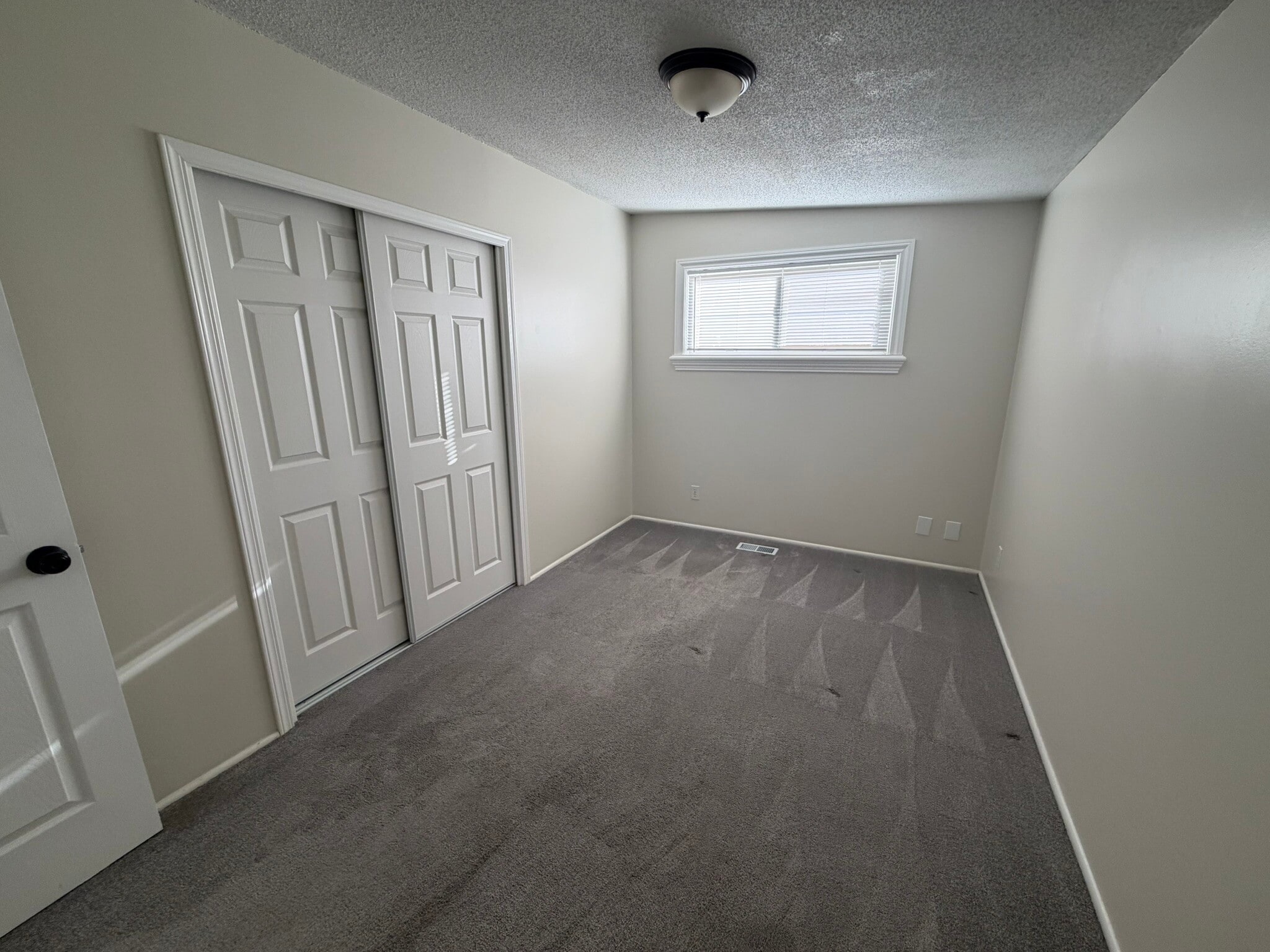 Building Photo - 5089 S 1950 W