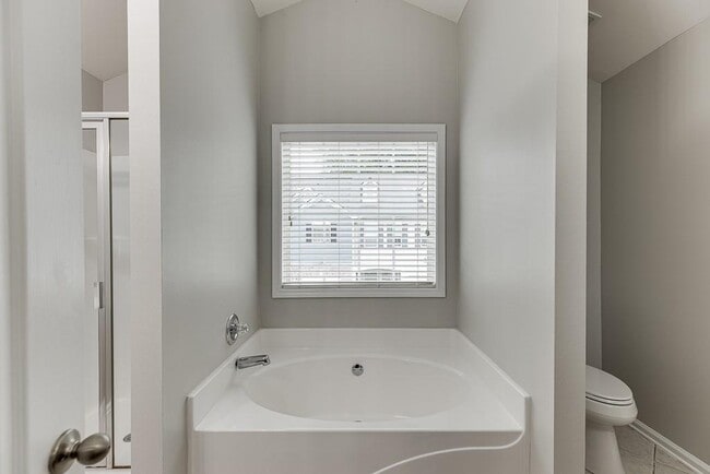 Building Photo - 6482 Whitebeam Trl