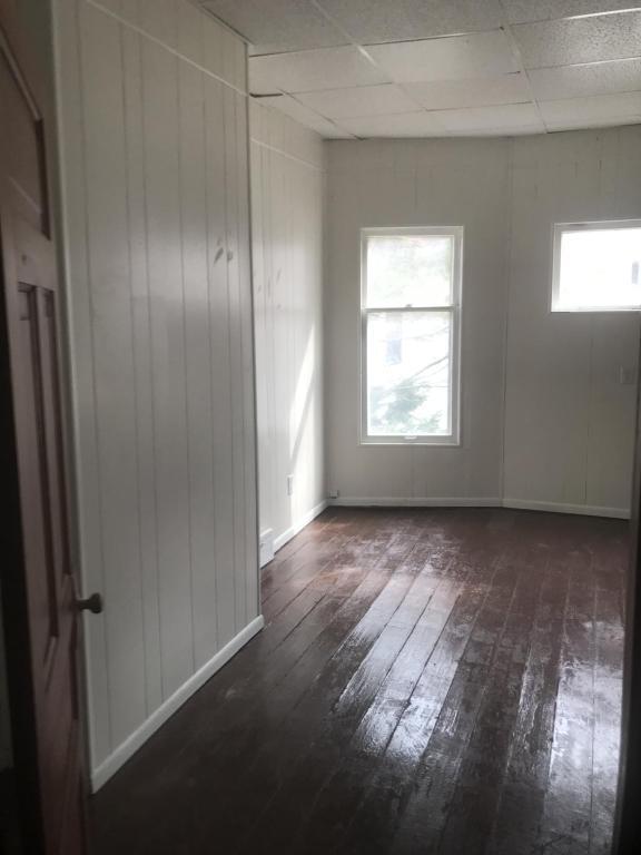 Building Photo - 614 1/2 W Stephenson St-614.5 W Stephenson