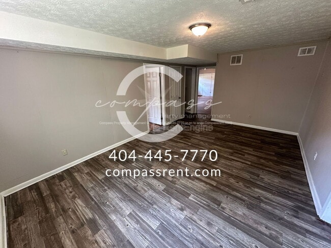 Building Photo - 4008 Emerald N Dr