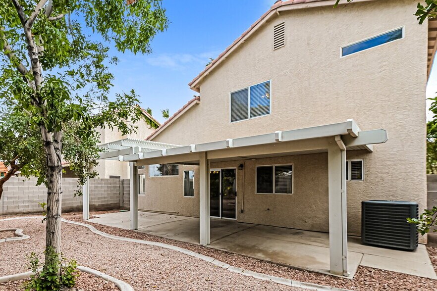 Building Photo - 6237 Autumn Creek Dr