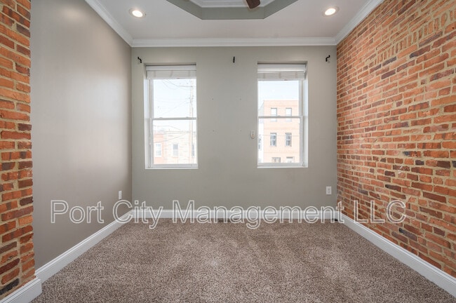 Building Photo - 3301 Fleet St