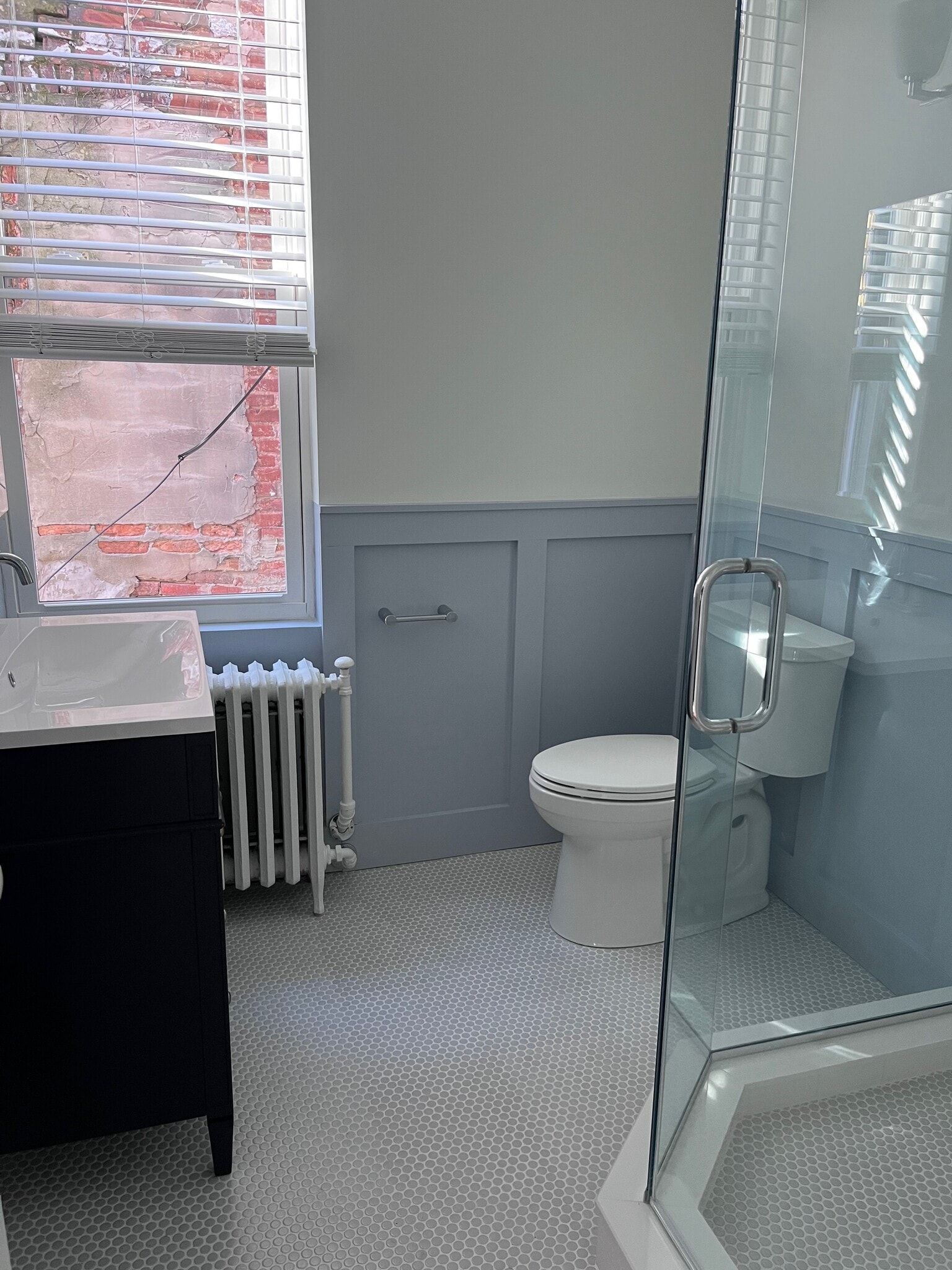 Second floor bathroom view 2 - 2135 E Fairmount Ave