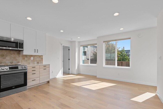 Building Photo - 8332 26th Ave NW