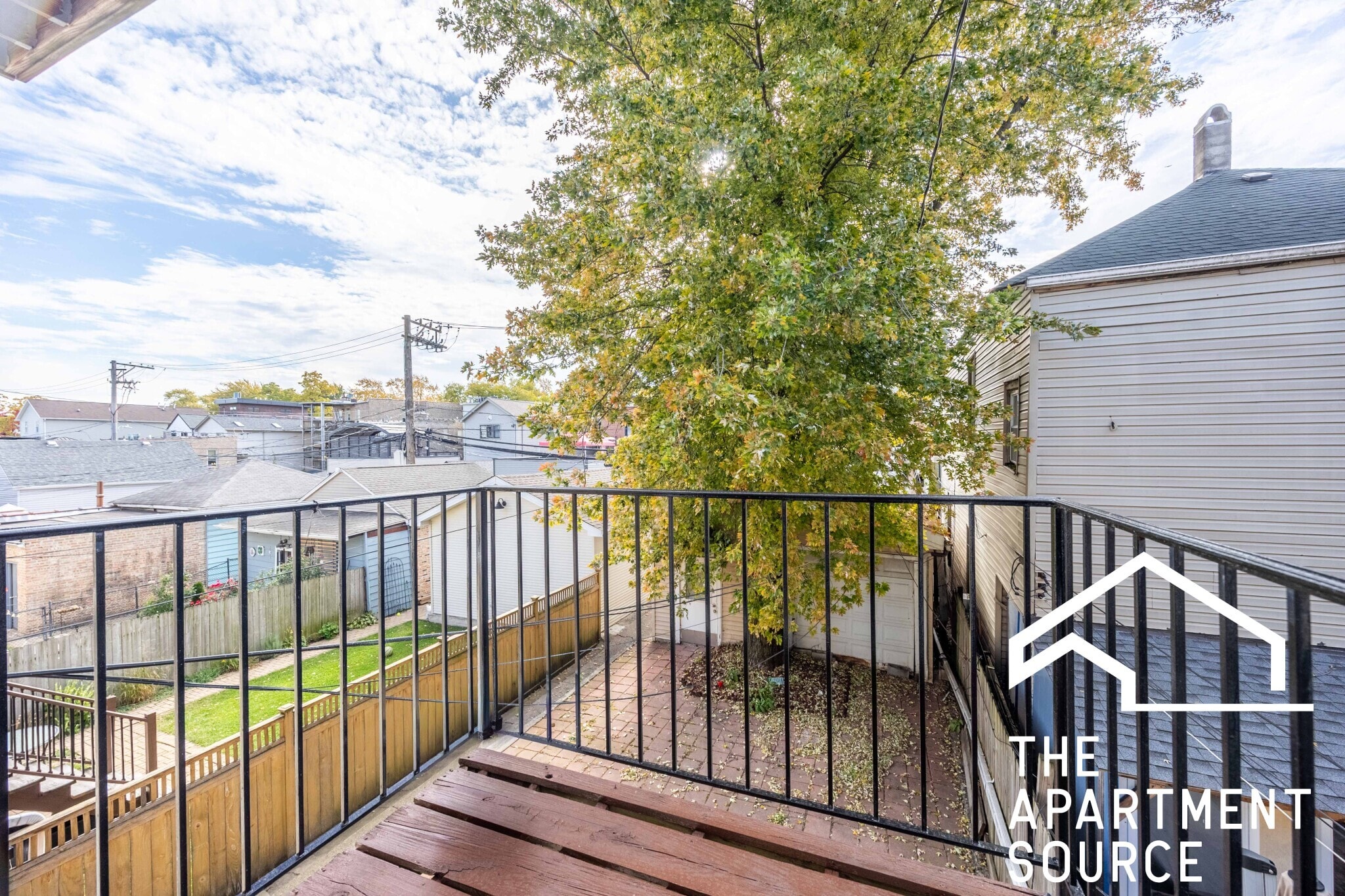 Building Photo - 2655 W Homer St