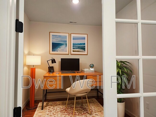 Building Photo - 362 N Lagrasse Ln