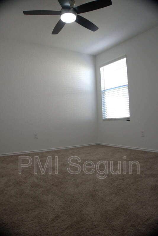 Building Photo - 809 Riviera Ct