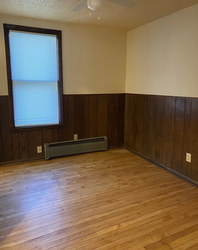 Building Photo - 3250 N Logan Ave