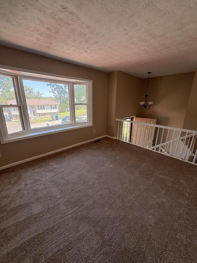 Building Photo - 3372 Otter Creek Dr