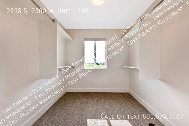 Building Photo - 2598 S 2300 W St