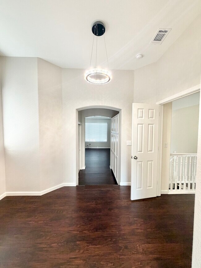 Building Photo - Spacious 5-Bedroom Rocklin Home with Private Backyard Oasis