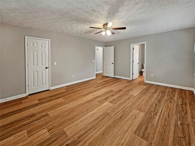Building Photo - 271 Ridge Run Dr