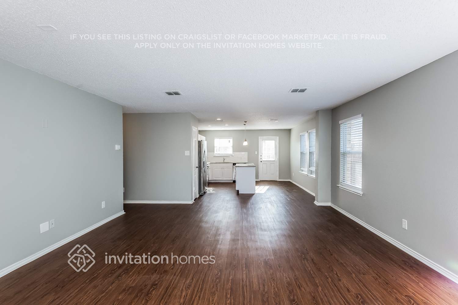 Building Photo - 13768 Canyon Ranch Rd