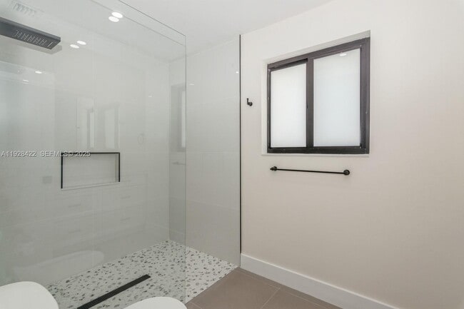 Building Photo - 7001 SW 126th St