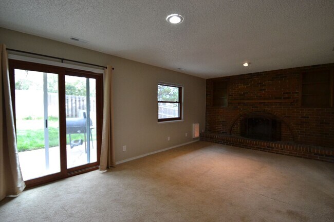 Building Photo - 5080 Harvest Rd