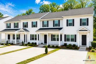 Building Photo - 463 Kincaid Rd