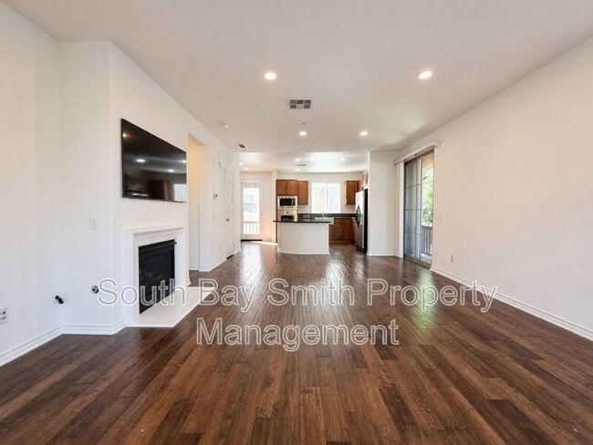 Building Photo - 84 Palos Verdes Blvd