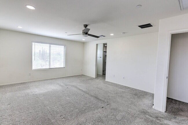Building Photo - $750.00 MOVE-IN CREDIT TOWARDS FIRST MONTH RENT!!!!! Rancho Sahuarita