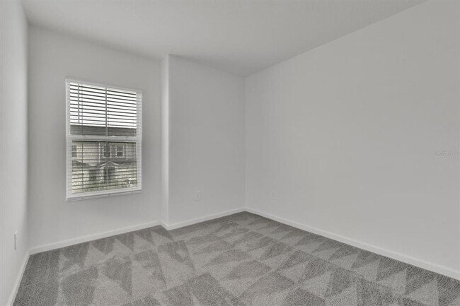 Building Photo - 3157 Laurent Lp