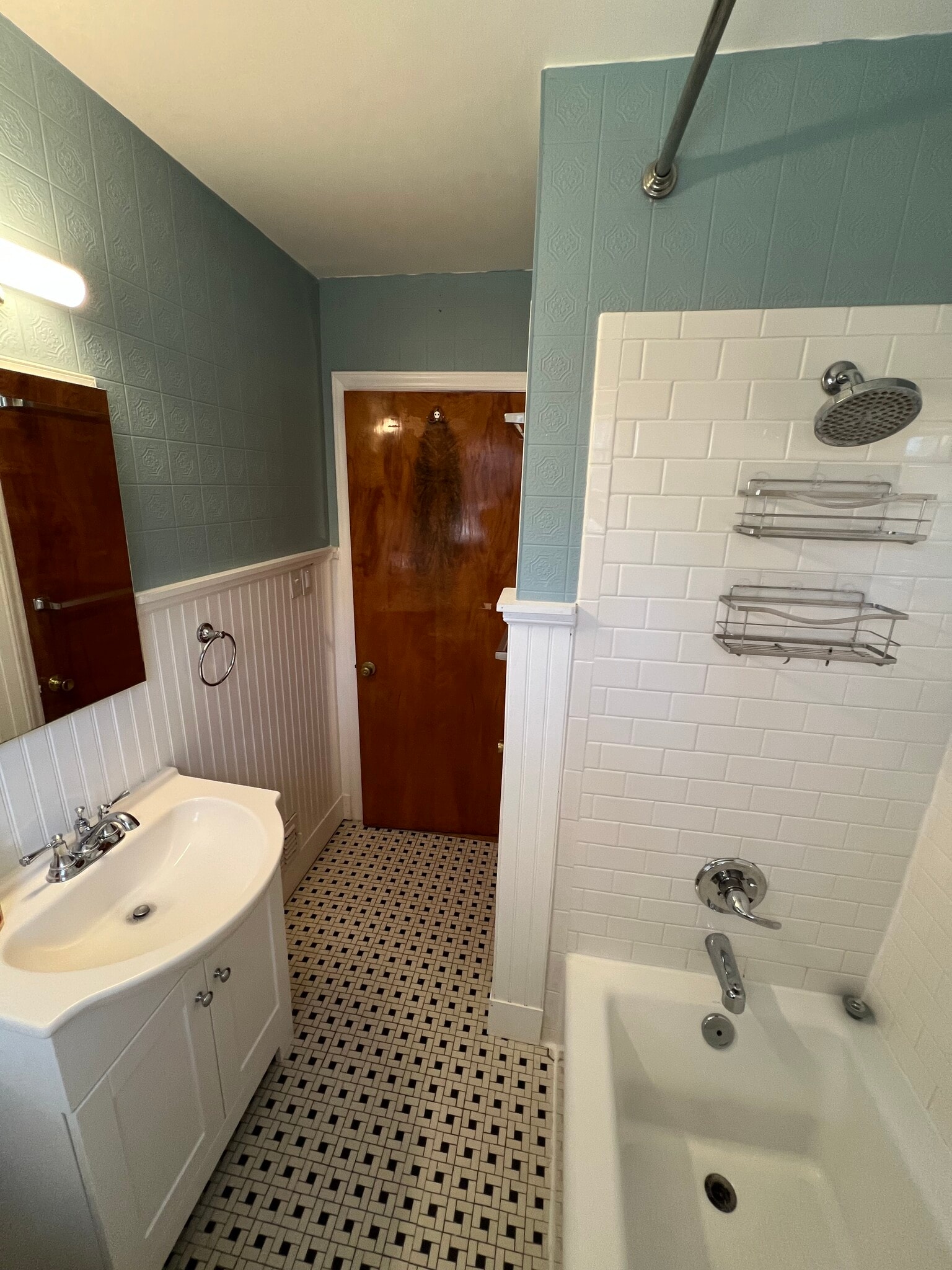 Building Photo - 140 Cree Dr