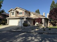 Building Photo - 600 Bourne Ct