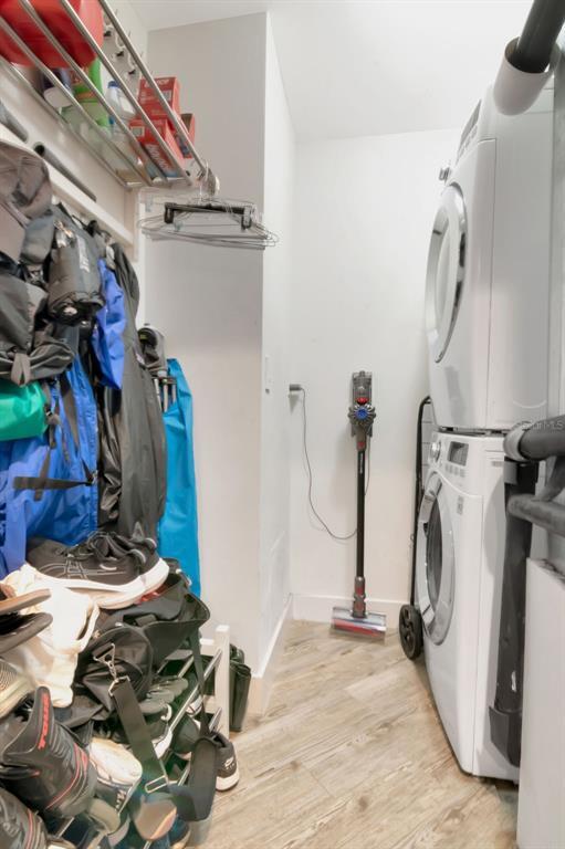 Building Photo - 1120 E Kennedy Blvd