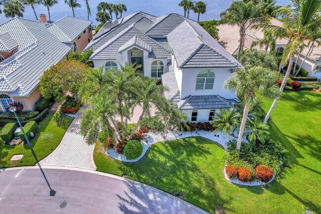 Building Photo - 3225 Braemar Way