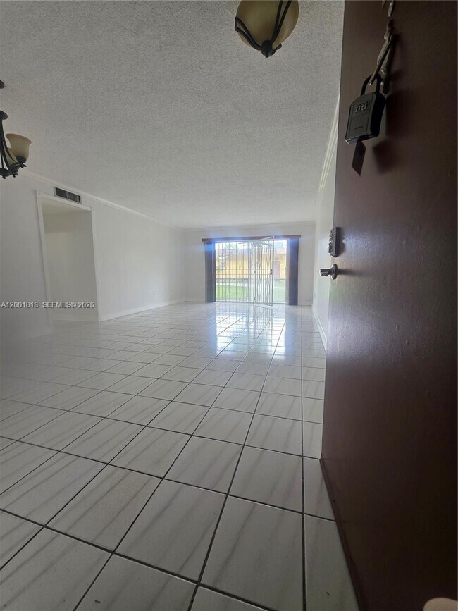 Building Photo - 13700 SW 62nd St