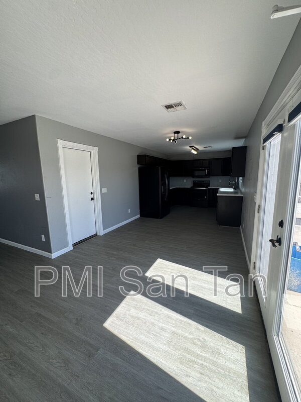 Building Photo - 28153 N Holly Rd