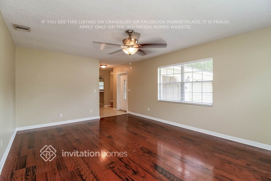 Building Photo - 850 Big Buck Cir