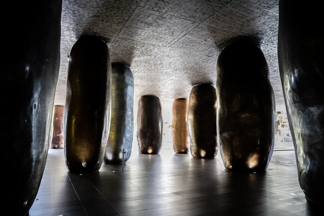 Building Photo - 495 Brickell Ave