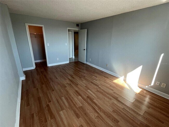 Building Photo - 2760 Coconut Bay Ln