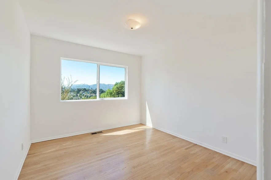 Building Photo - 2001 N Alvarado St