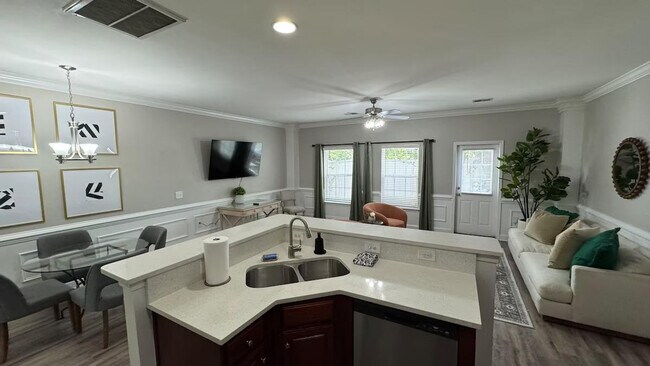 Building Photo - 135 Growden Ln