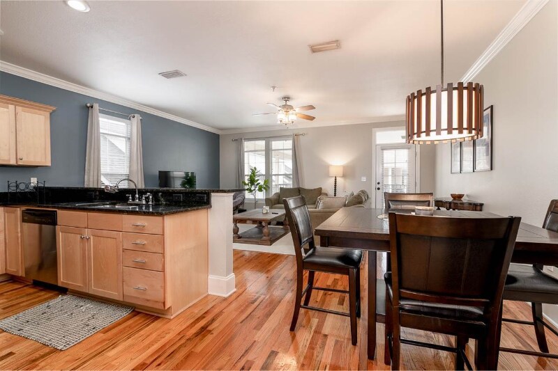 Building Photo - 415 St Francis St