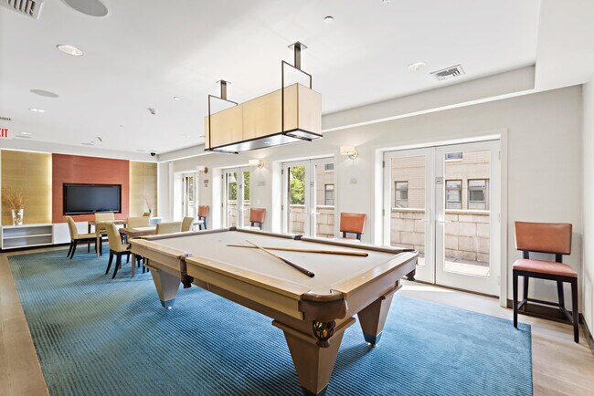 Building Photo - 100 Eton Row