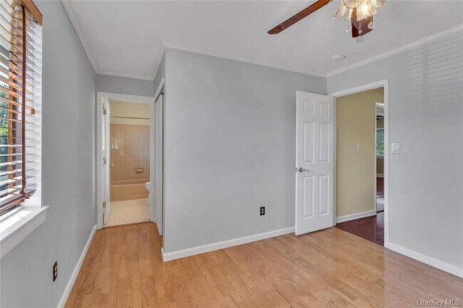 Building Photo - 22 Timber Ridge Dr