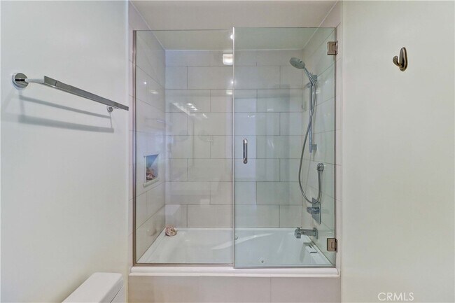 Building Photo - 2156 Via Mariposa E