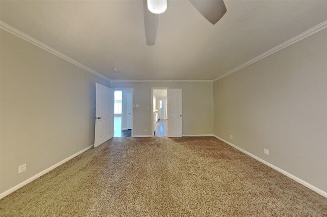 Building Photo - 20414 Laverton Dr