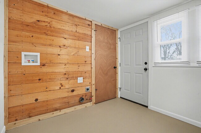 Building Photo - 6520 S 070 E