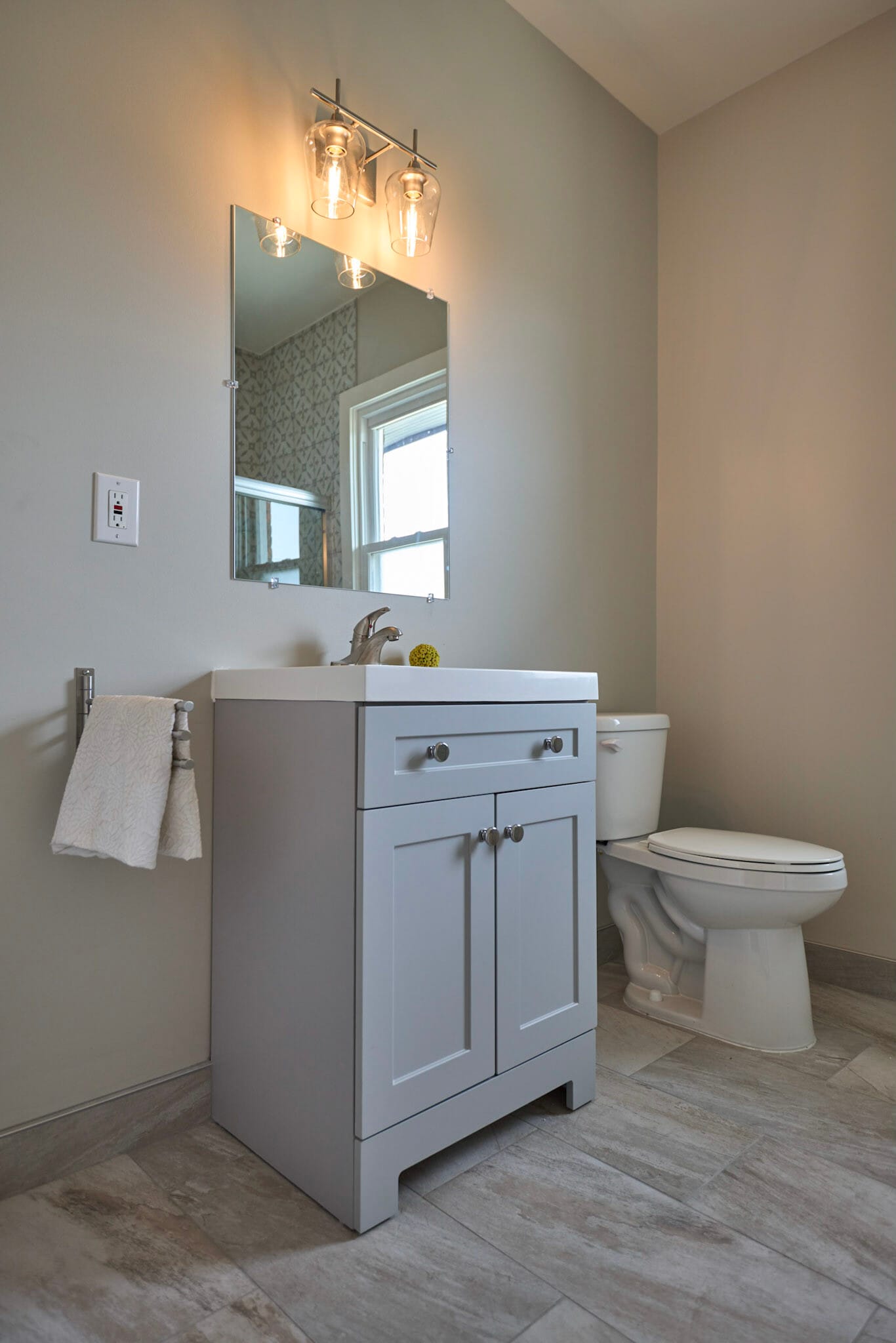 Bathroom - 644 Marston St