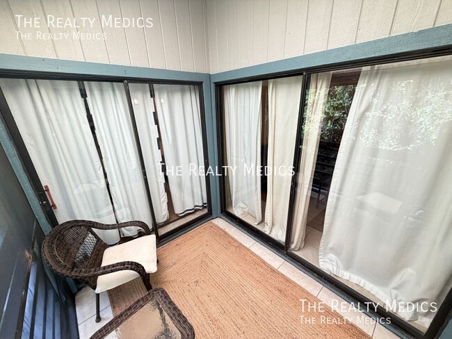 Building Photo - 2040-4401 Sea Mist Dr-