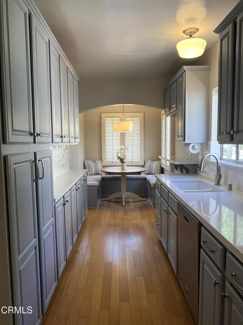 Building Photo - 2182 E Dudley St