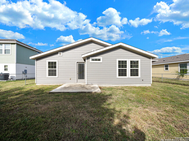 Building Photo - 130 Villa Grande