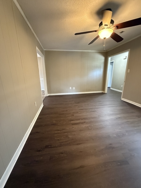 Building Photo - 2217 Villaret Dr SW